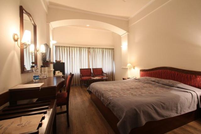 Hotel Crystal Palace Meerut Exterior photo